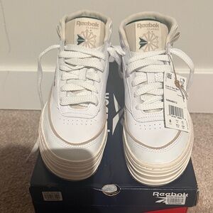 Reebok Women's White and Cream Sneakers